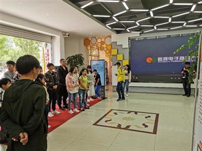 云南省殘疾人勞動(dòng)就業(yè)服務(wù)中心電子商務(wù)綜合技能培訓(xùn)班赴官渡電子商務(wù)產(chǎn)業(yè)園區(qū)開展交流學(xué)習(xí)活動(dòng)